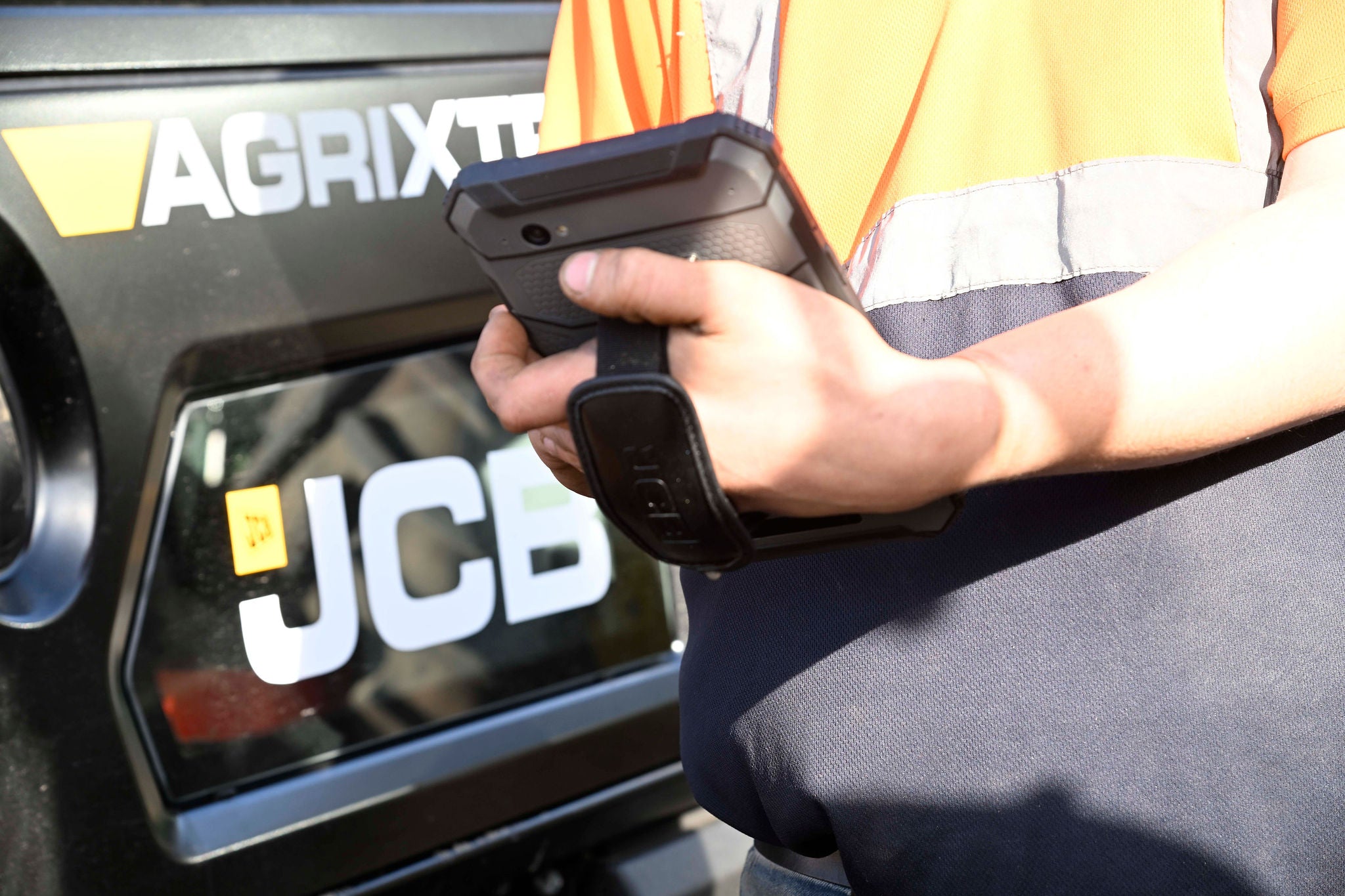 JCB Toughphone MAX T1 Rugged Tablet